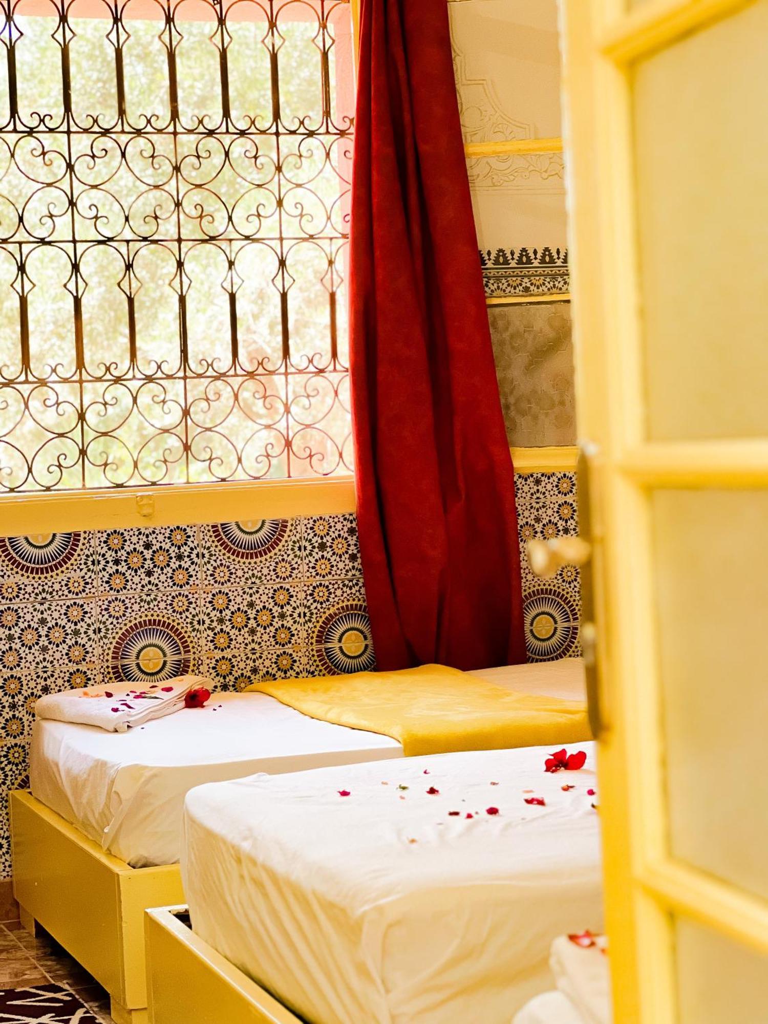 Guest House Qodwa Sidi Abdallah Ghiat Екстер'єр фото