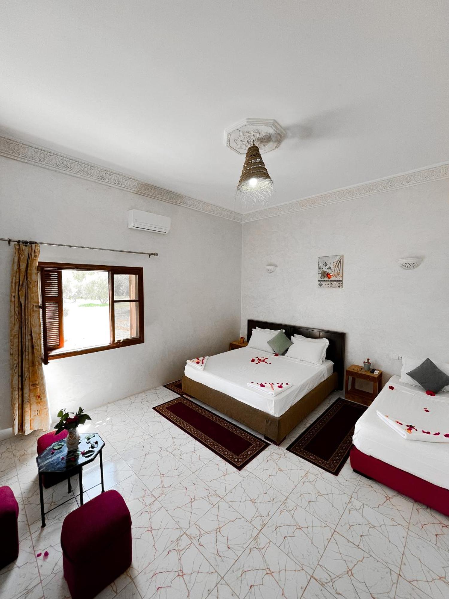 Guest House Qodwa Sidi Abdallah Ghiat Екстер'єр фото