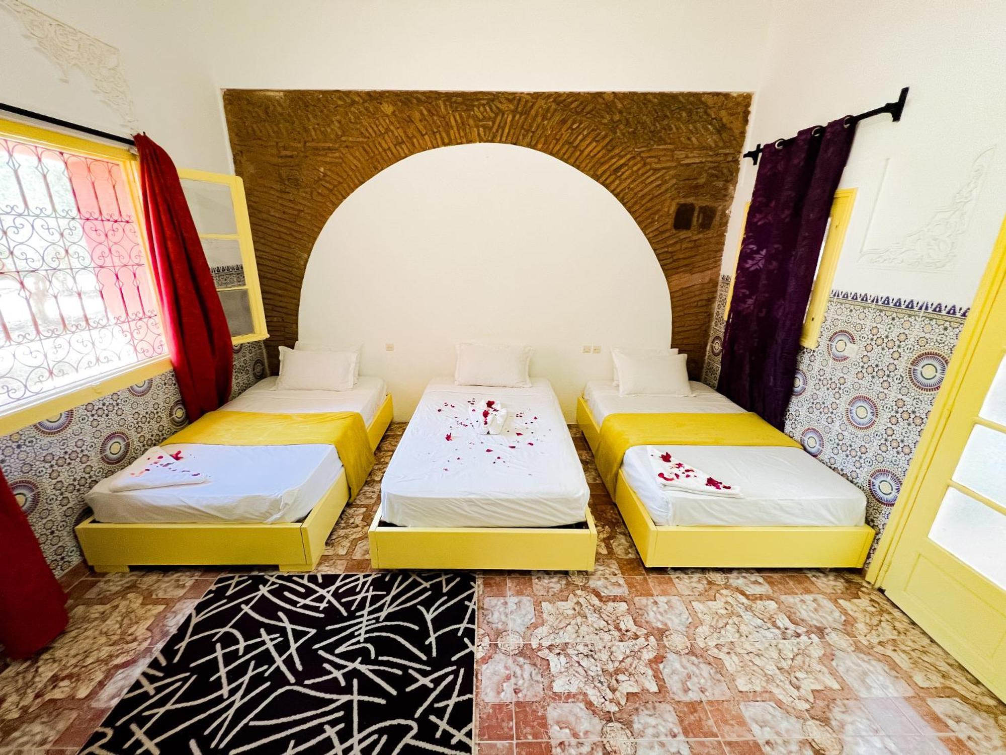Guest House Qodwa Sidi Abdallah Ghiat Екстер'єр фото