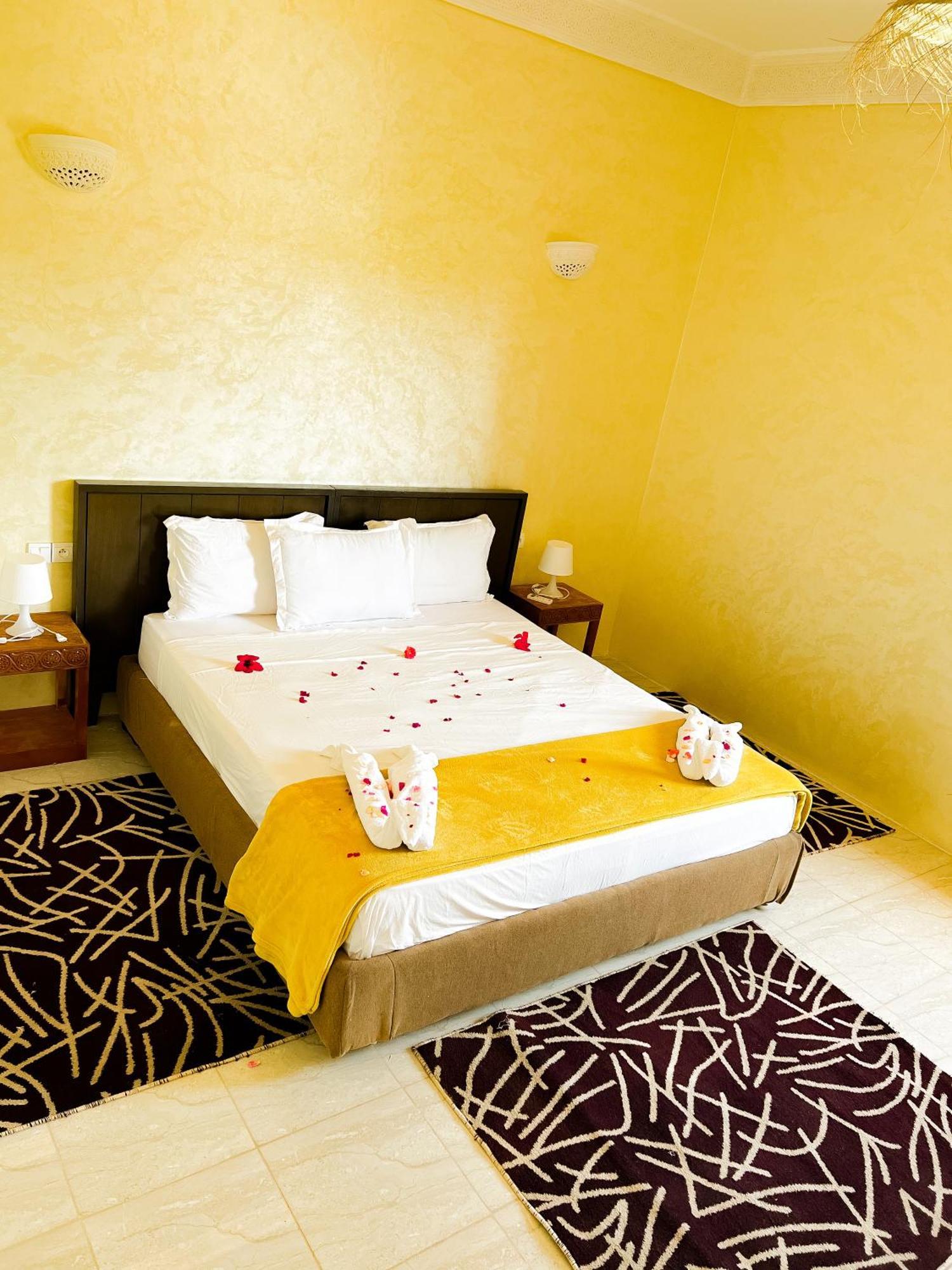 Guest House Qodwa Sidi Abdallah Ghiat Екстер'єр фото